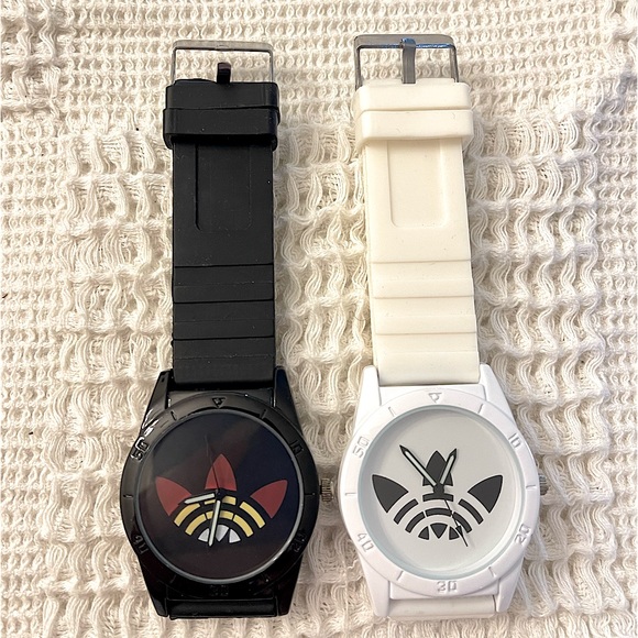 Other - Sporty Outdoor Silicone Watch Bundle (NEEDS BATTERY REPLACEMENT)